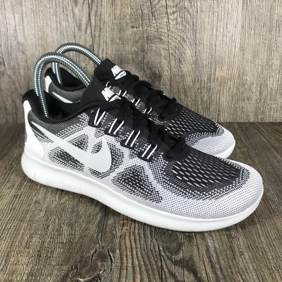 nike free run 2017 women's black
